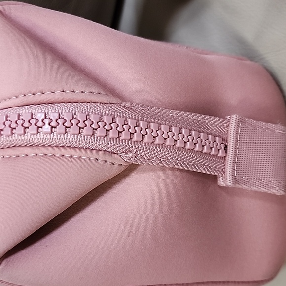 Dagne Dover Women's Blush Bag with Heathered Gray Pouch Preowned - Picture 3 of 16